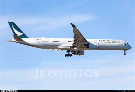 B LXE Airbus A350 1041 Cathay Pacific Airways Marvin Knitl