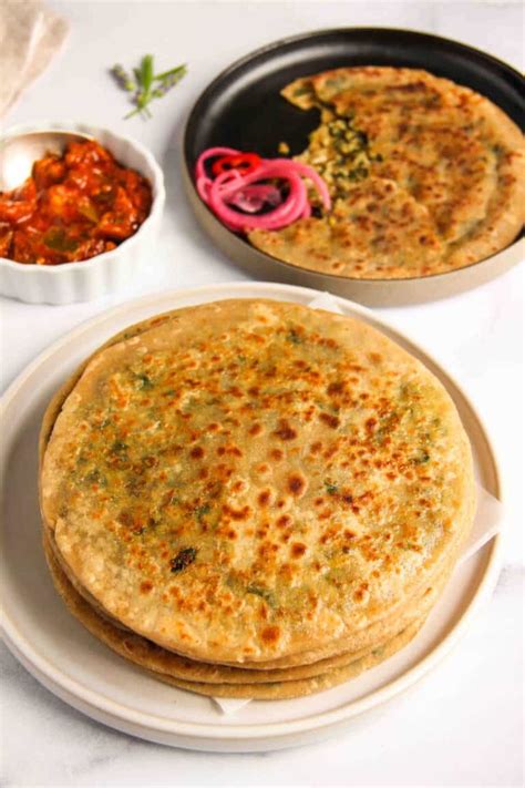 Palak Paneer Paratha Mom S Recipe Ministry Of Curry