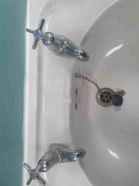 Leaking Sink - Everyday Plumbers Bristol