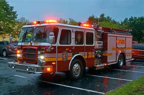 Ocfrd E30 Orange County Fire Rescue Engine 30 Avanti Resor Flickr