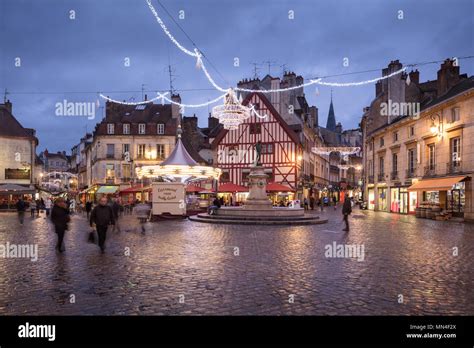 Dijon reisen Fotos und Bildmaterial in hoher Auflösung Alamy