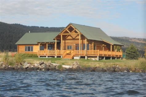 Book Log Home on Henry's Lake, West Yellowstone, Montana - All Cabins