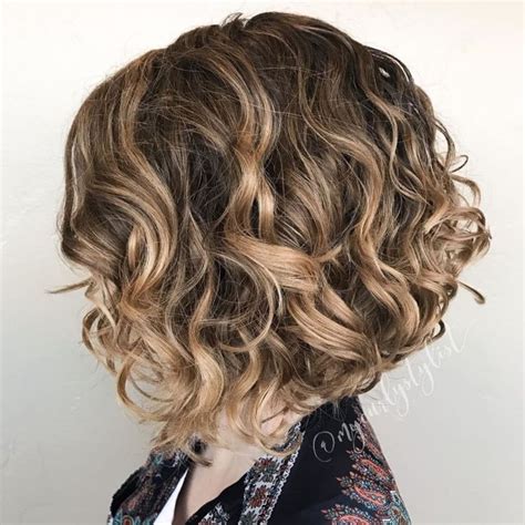 65 Enchanting Curly Bob Haircut Ideas For 2024 Wavy Bob Hairstyles