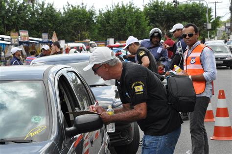 No Paulista Campanha Educativa Orienta Motoristas No Per Odo