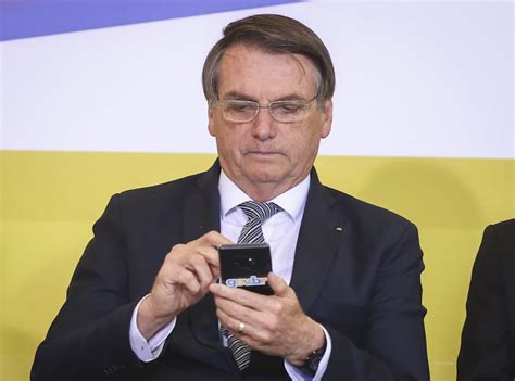 Menções A Bolsonaro Batem Recorde No Twitter Depois De Fala Em Tom De