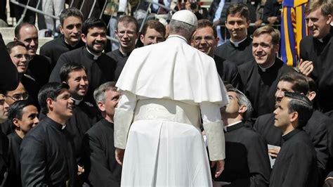 P Dophilie Dans L Glise Un Rapport D Taille Les Abus Commis Par Les