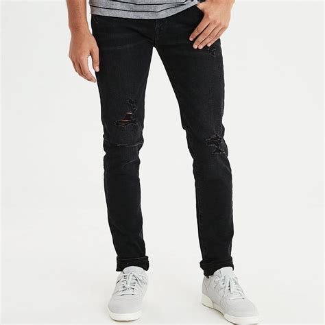 Get yourself some new jeans with American Eagle's $20 clearance styles