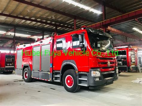 Sinotruk Howo Cbm Foam Fire Truck Liters Water Fire Fighting