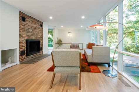 From Disarray To Dazzling A Remodeled Midcentury Modern House In