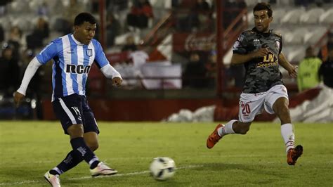 Roger Martínez titular en Racing ante Atlético Racing de Alma