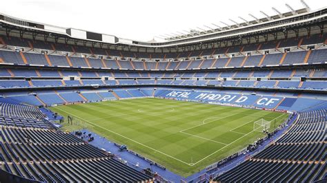 Lo stadio Santiago Bernabéu UEFA Champions League UEFA