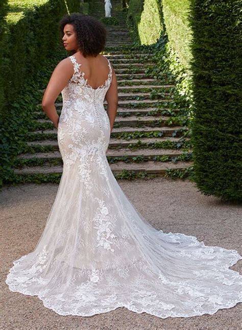 Trumpet Mermaid V Neck Sleeveless Chapel Train Lace Tulle Wedding