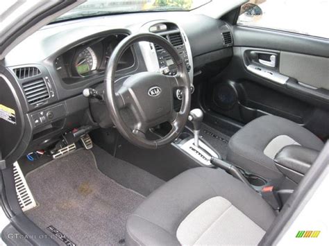 Gray Interior 2008 Kia Spectra SX Sedan Photo #55622972 | GTCarLot.com