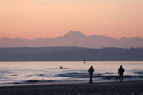 Sunset Over Olympic Mountains In Seattle by Kyle Igarashi