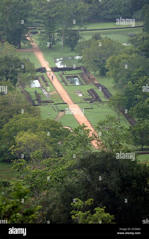 Sigiriya mirror wall hi-res stock photography and images - Alamy