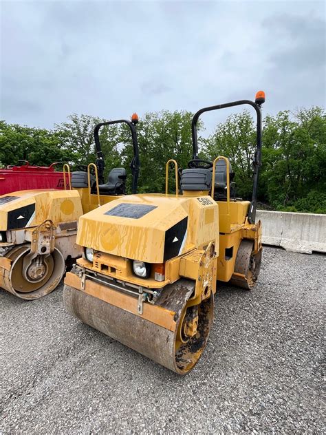 Cat Cb Double Drum Roller Cmw Equipment