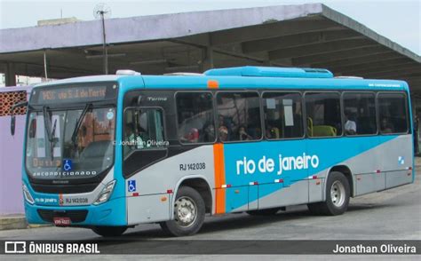 Expresso Rio de Janeiro RJ 142 038 em Niterói por Jonathan Oliveira