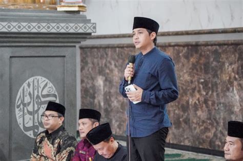 Serahkan Sertifikat Tanah Wakaf Nu Dan Muhammadiyah Wamen Atr Mohon