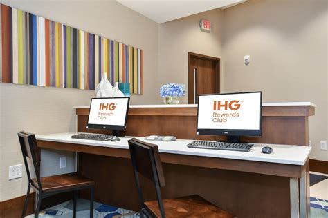 Holiday Inn Express & Suites Charlotte - Ballantyne, an IHG Hotel ...