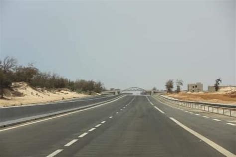 Autoroute Dakar Saint Louis Tron On Louga Gandon La Bid Accorde Un