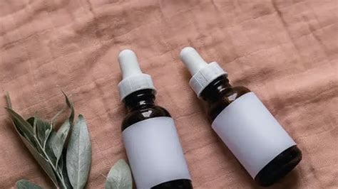 6 Fungsi Serum Untuk Wajah Kenali Macam Macam Dan Cara Menggunakannya