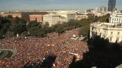 Vídeo Decenas De Miles De Personas Se Manifiestan En Madrid Contra La Amnistía