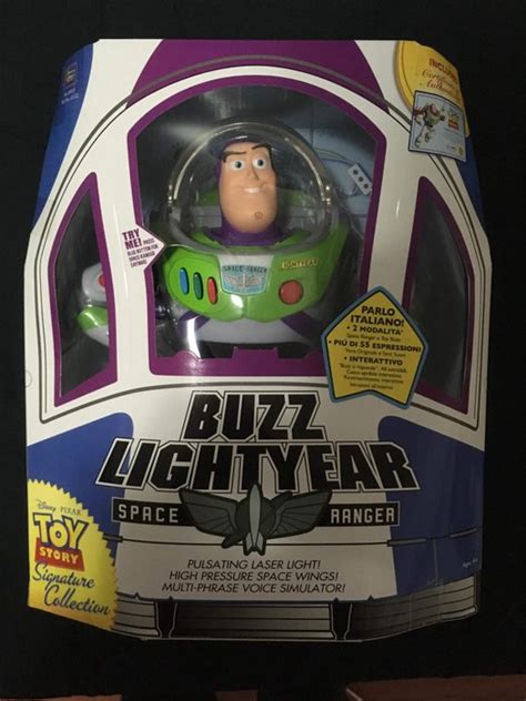 Buzz lightyear signature collection toy story action figure - Catawiki