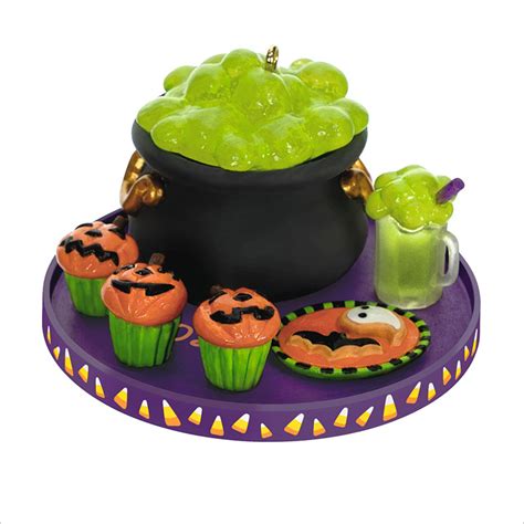 2023 Season's Treatings Complement Halloween Party *Halloween