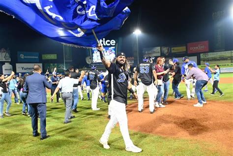 Nomar Mazara Was Key For Jorge Alfaro To Wear The Tigres Del Licey Uniform