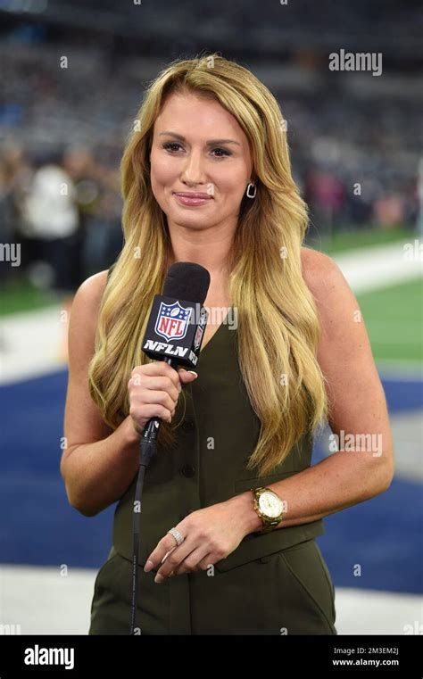 Nfl Network Reporter Hi Res Stock Photography And Images Alamy