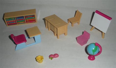 Polly Pocket School Doll Furniture Set Desk Globe Chair