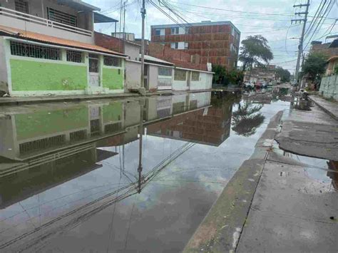 Piura Vecinos De El Chilcal Nuevamente Inundados Por Lluvias Exigen