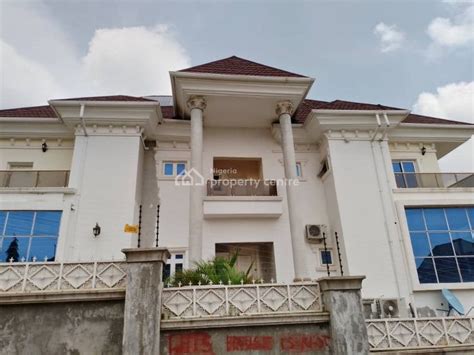 For Sale Massive 5 Bedroom Fully Detached Duplex In A Well Secured