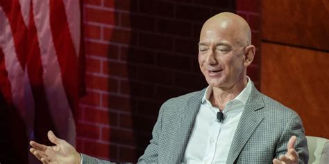 Amazon Ceo Jeff Bezos Becomes The Richest Man In Modern History