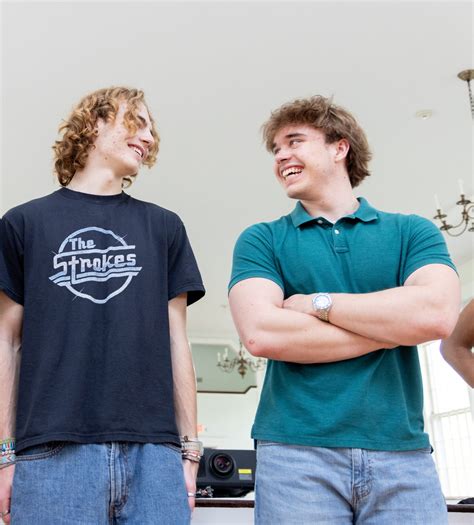 Robert Tilton returns to the spotlight with a new message 10