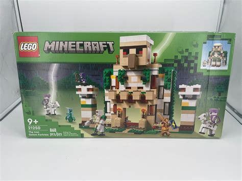 Lego Minecraft The Iron Golem Fortress Brand New Inbox