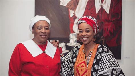 Mmabatho Montsho showcases her talents with her first ever art exhibition | Truelove