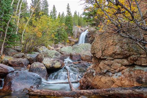 Alberta Falls Rocky Mountain National Park Stockfoto Bild Von Felsen