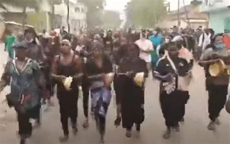 Manif Du Juin La Police D Pose Les Armes Ziguinchor Vid O