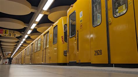 U Bahn Berlin Mitfahrt im F Mischzug auf der U9 von Birkenstraße bis