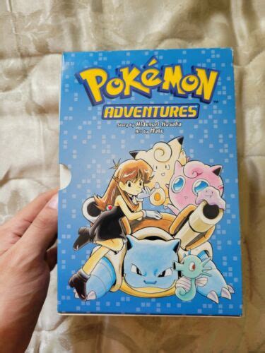 Pokémon Manga Box Set Pokémon Adventures Red and Blue With Poster RARE