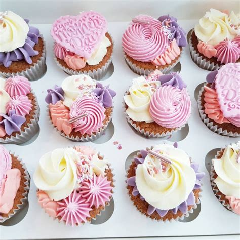 12 x Mothers Day Cupcakes | Bakeryboxx