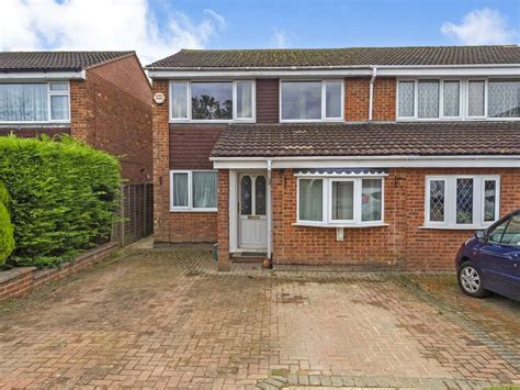 4 Bed Semi Detached House For Sale In Codicote Row Hemel Hempstead