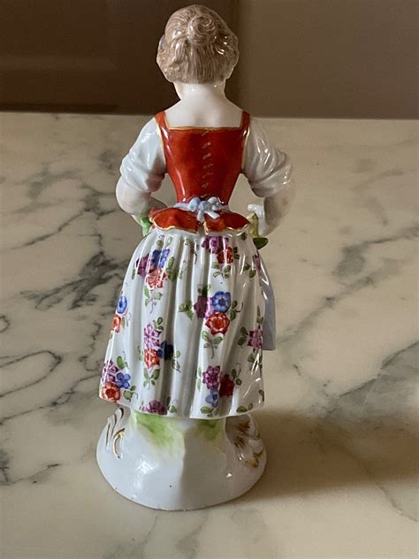 Proantic Figurine En Porcelaine Polychrome De Meissen Repr Sentant U