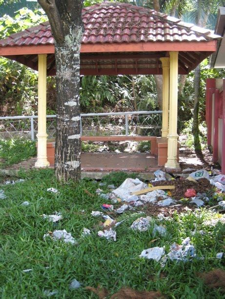 Lim Lip Eng Playground Is Home To A Colony Of Rats And Strewn With Rubbish