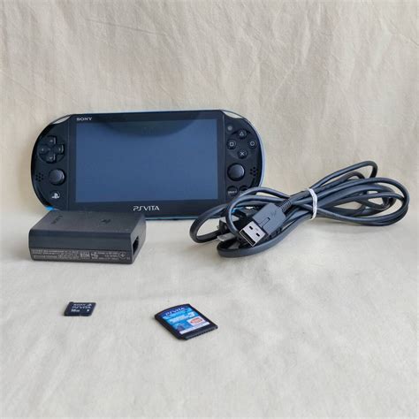 【やや傷や汚れあり】【7348270】sony Playstation Vita Pch 2000 本体 メモリーカード16gb ソフト Ps