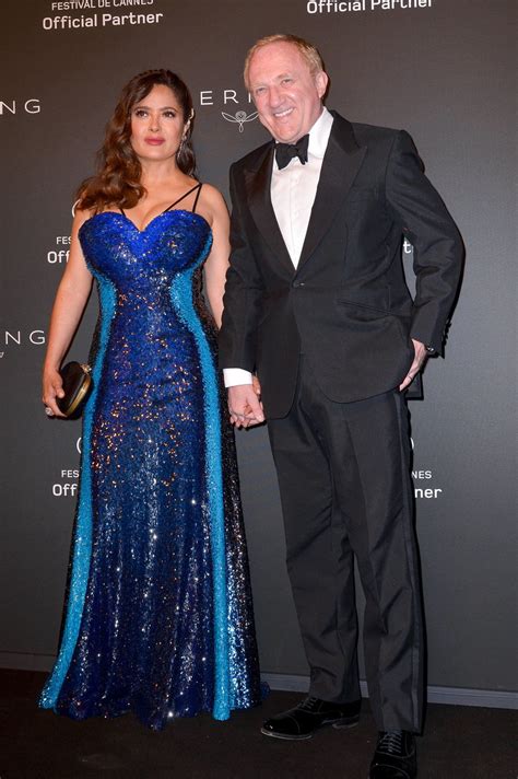 Salma Hayek skończyła 55 lat Pokazała seksowne zdjęcie w bikini