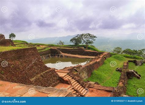 El Palacio Antiguo De Sigiriya En Sri Lanka Imagen De Archivo Imagen