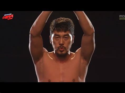 HOT 스타 다이빙쇼 스플래시 뒤태가 아름다운 국민 터프가이 김영호의 백 점프 다이빙 20130906 YouTube