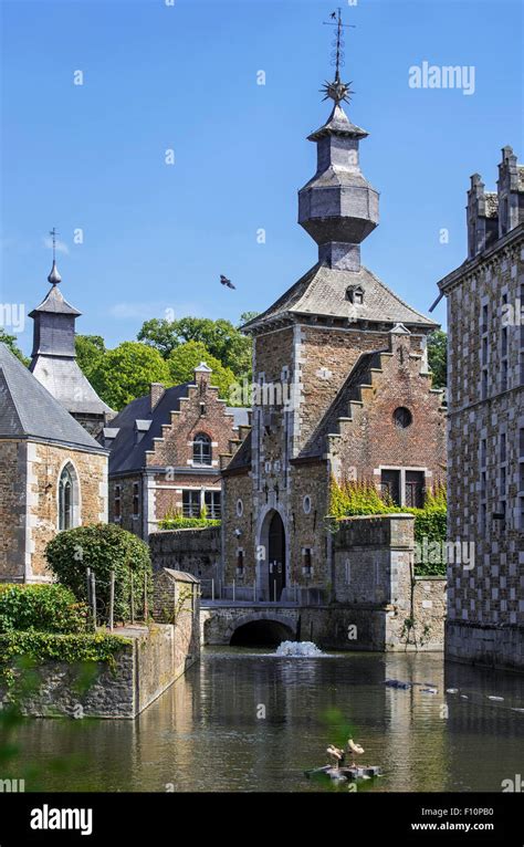 Entrance Gate Of The 16th Century Château De Jehay Jehay Castle